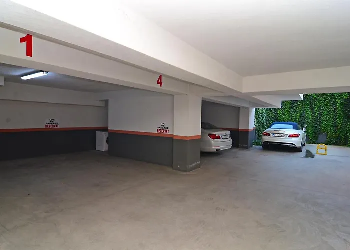 Luxury By The Park / Arch Of Triumph Apartament *