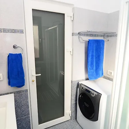 Luxury By The Park / Arch Of Triumph Apartment *